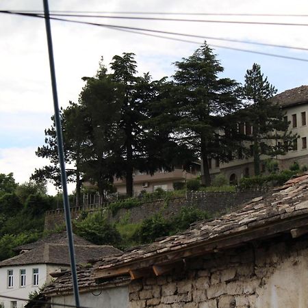 Vila Karagjozi Gjirokastër Exterior foto
